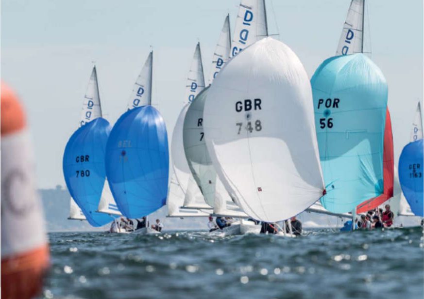 Dragons racing under spinnaker off Cascais